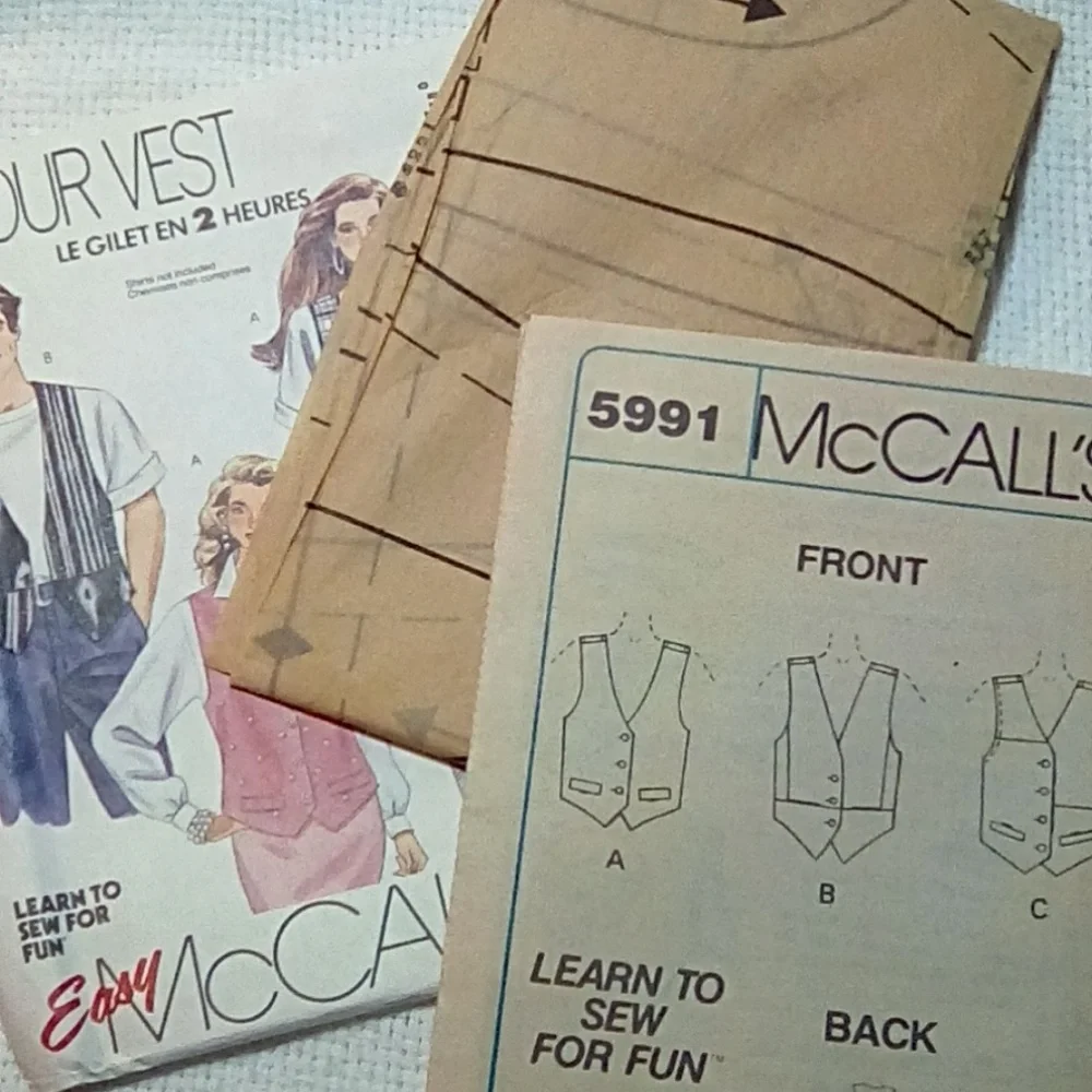 McCall's EASY 2hr Vest Size M (36-38)